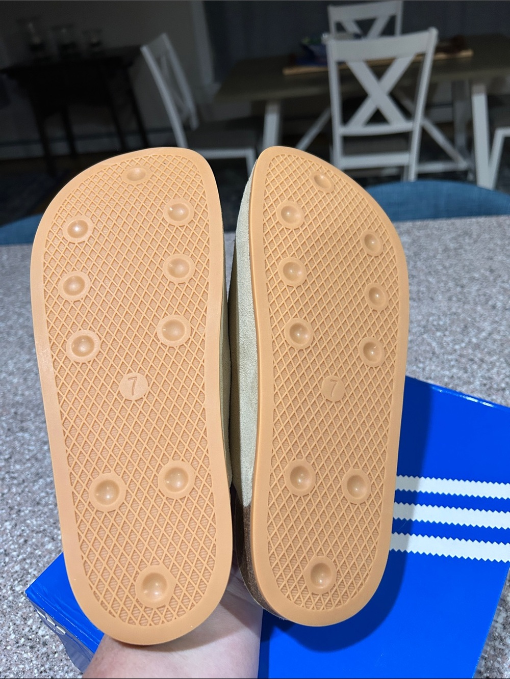 adidas W’s adimule, Size 8, New in Box. - Picture 7 of 9